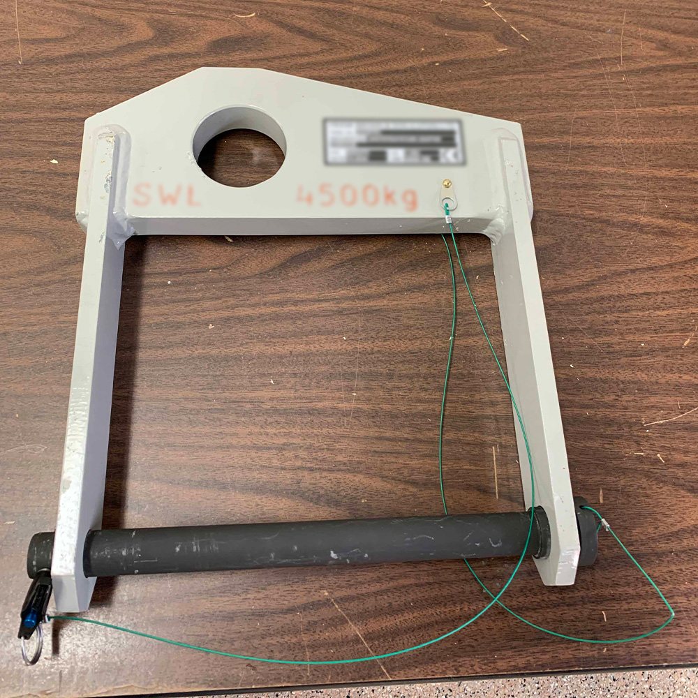 BOOTSTRAP/STAND ADAPTOR A330/A340 – FixPro Distribution Corp